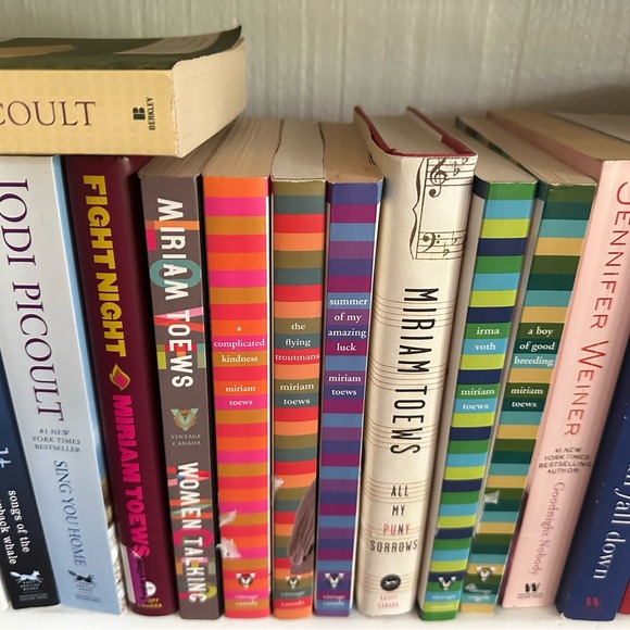 BOOKS! 3 for $12 Dozens of Titles - Picture 14 of 14